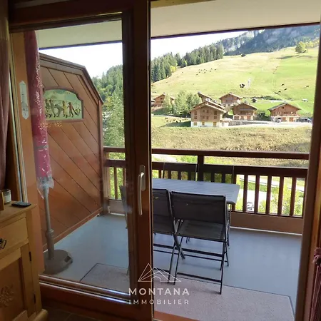 Joli T2 Pour 6 Pers, Balcon Sud, Face Aux Pistes, Proche Commerces, - Fr-1-458-185 Apartment *
